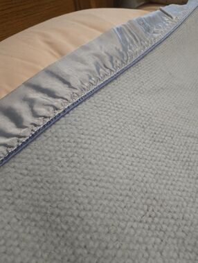 Vintage Fieldcrest Double Acrylic Satin Both Ends Blanket.